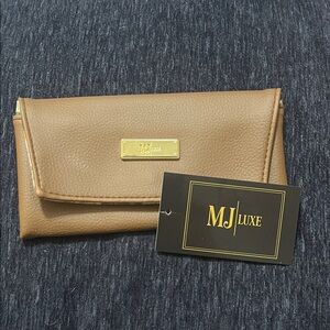 Makeup Junkie eyeglass case